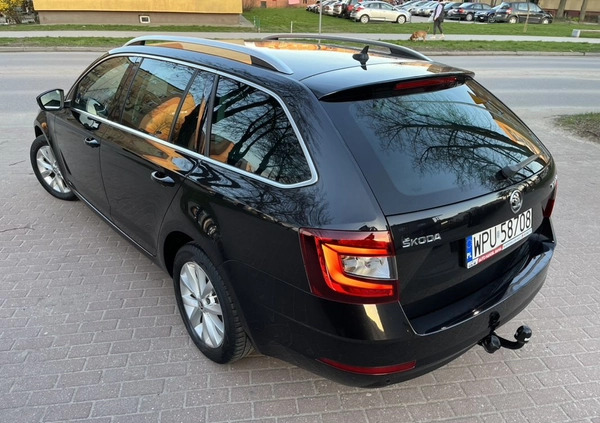 Skoda Octavia cena 48700 przebieg: 182555, rok produkcji 2017 z Pszczyna małe 742